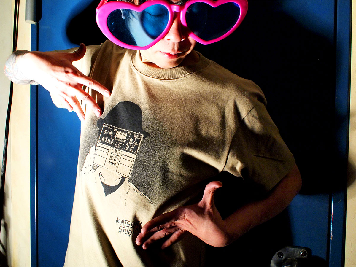 Tシャツ